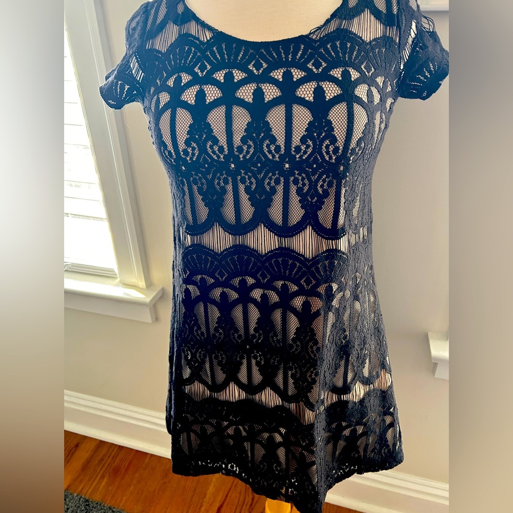 Socialite Lace Overlay Dress - Size XS or Junior 12-14 - HOST PICK - Picture 3 of 4